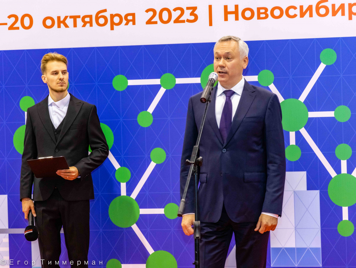 EOSR7369.jpg